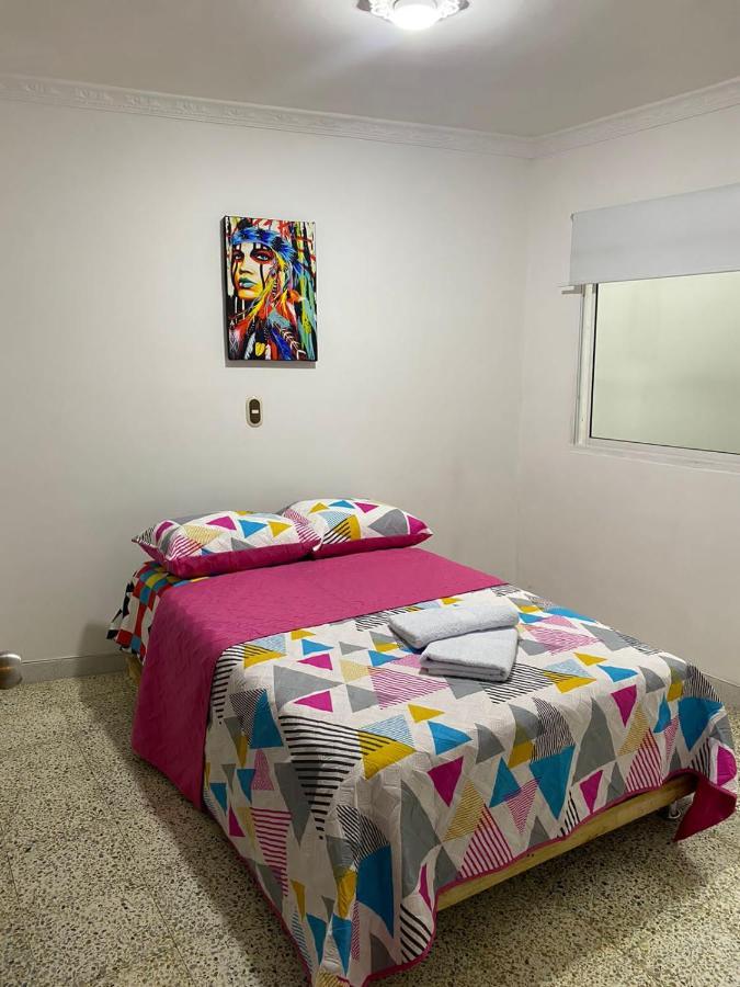 Hostel Kumho Alojamiento Medellín Exterior foto